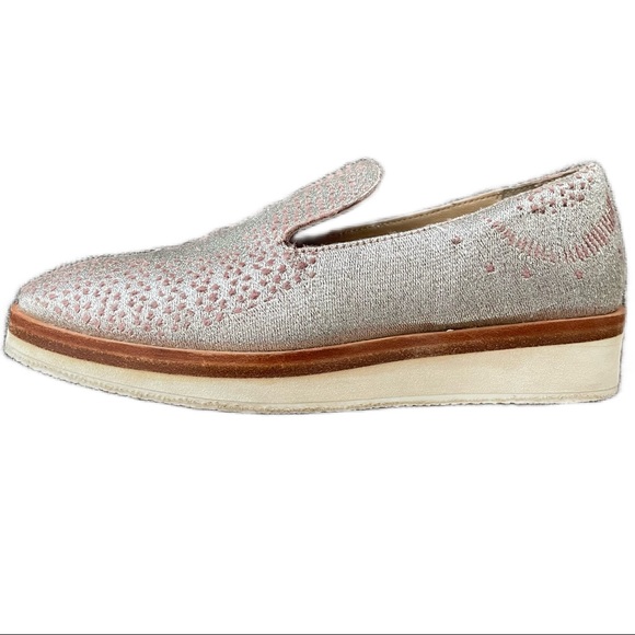 FREE PEOPLE ‘Snake Eyes’ Metallic & Velvet Slip-On Loafer Women’s Size 7.5 - Picture 4 of 12